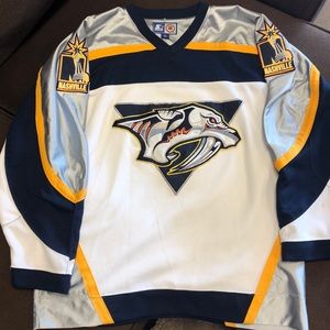 Nashville Predators Starter Jersey Size M
